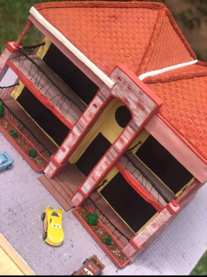 House welcoming cakes